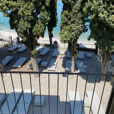 Otel Baia Dei Pini 3*