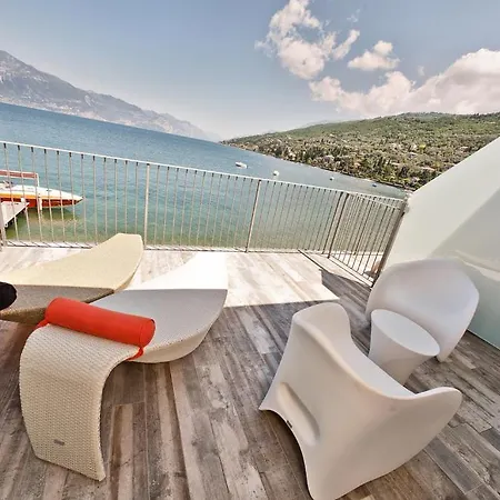 Otel Baia Dei Pini Torri Del Benaco