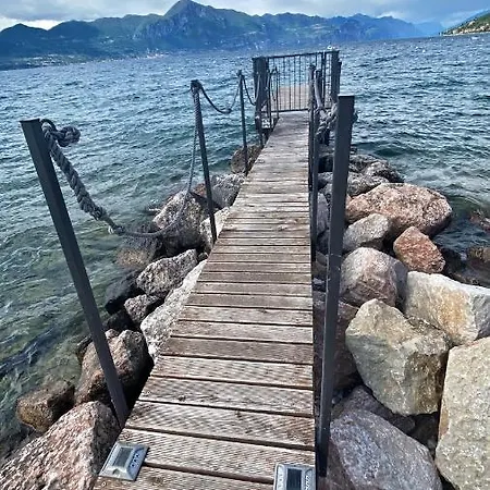 Baia Dei Pini Hotel Torri Del Benaco