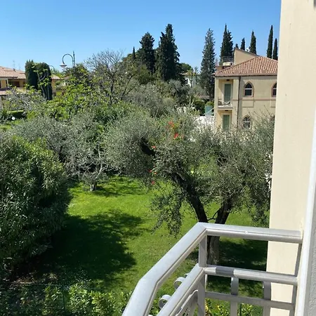 Baia Dei Pini Hotel