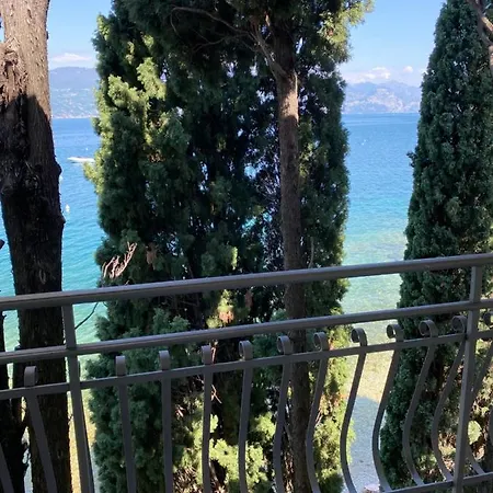Baia Dei Pini Hotel Torri Del Benaco