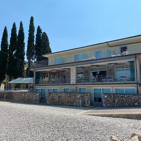 Baia Dei Pini 3*