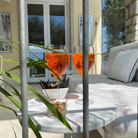 Hotel Baia Dei Pini Torri Del Benaco