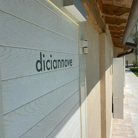 Hotel Baia Dei Pini Torri Del Benaco