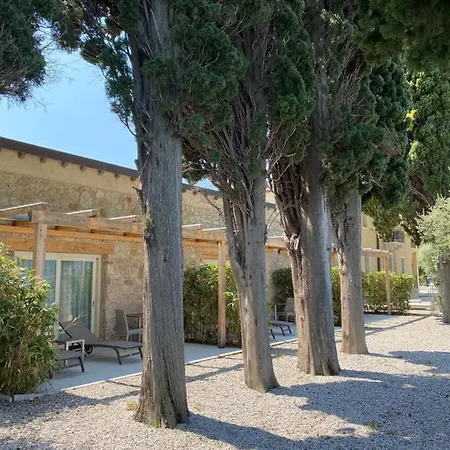 Baia Dei Pini Torri Del Benaco