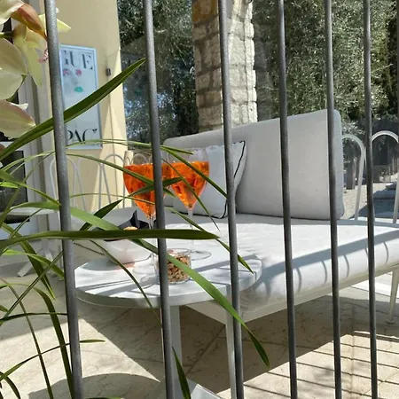 Baia Dei Pini Torri Del Benaco