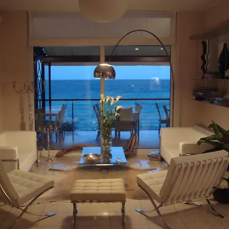 バイア デイ ピーニ 3* トッリ・デル・ベーナコ