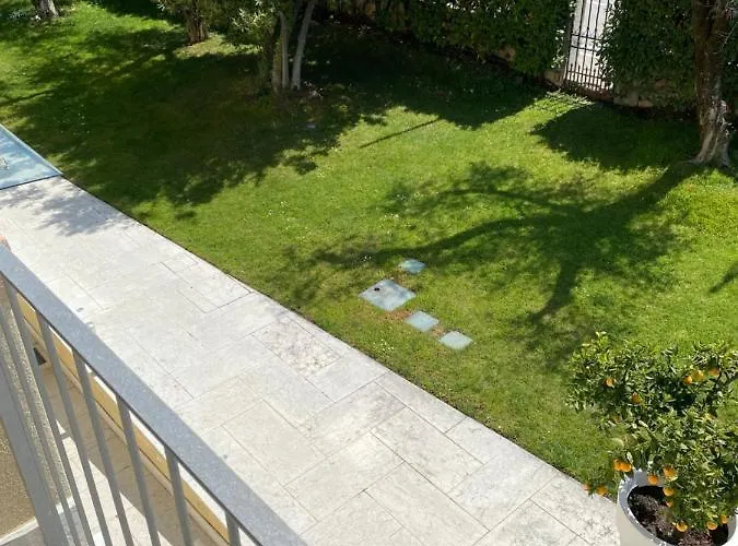 Szálloda Baia Dei Pini